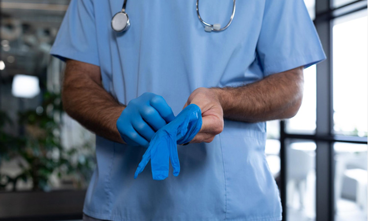 چطور اسکراب پزشکی را ضدعفونی و نگهداری کنیم؟