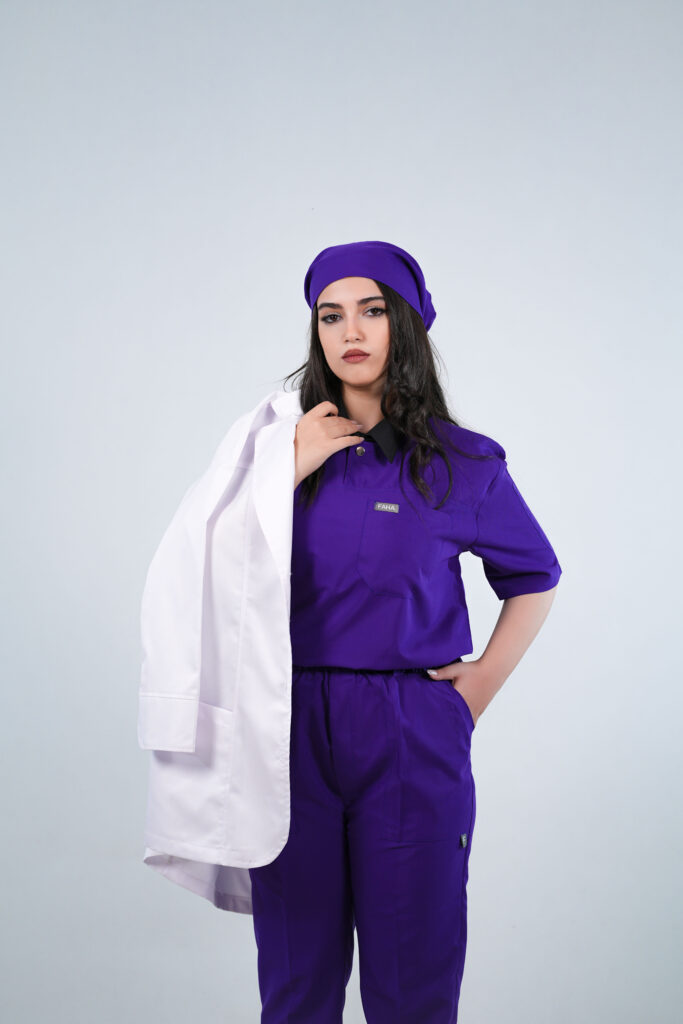 مقایسه اسکراب های یک تکه و دو تکه از نظر راحتی